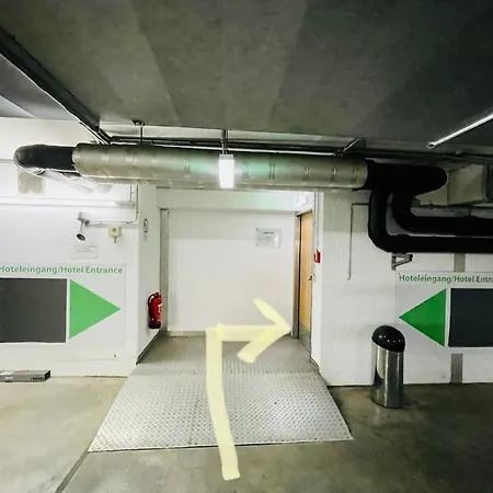 4* Boutique Zimmer Am Hafen + Oepnv & Tg アパート