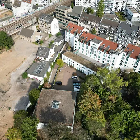 Apartment 4* Boutique Zimmer Am Hafen + Oepnv & Tg