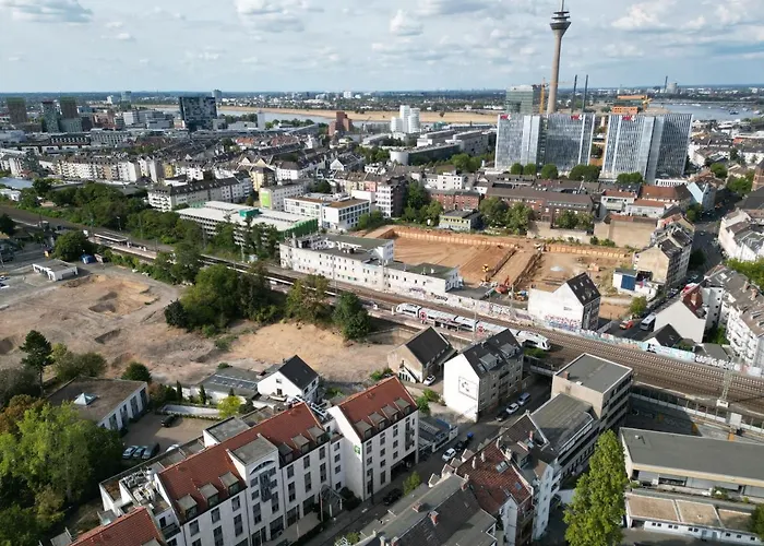 4* Boutique Zimmer Am Hafen + Oepnv & Tg Apartman Düsseldorf