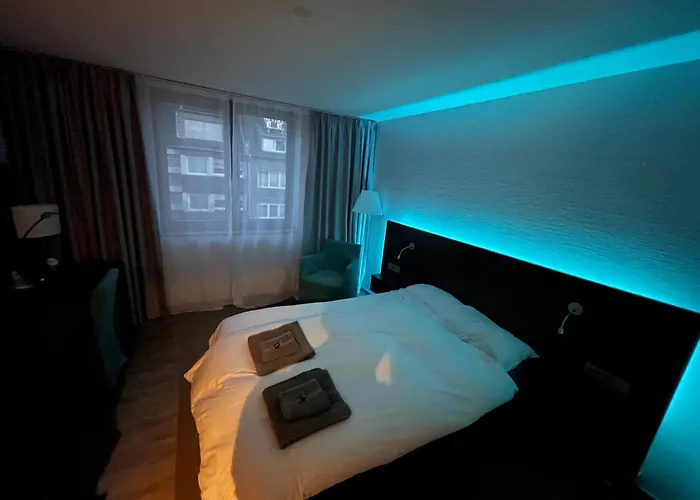 4* Boutique Zimmer Am Hafen + Oepnv & Tg *