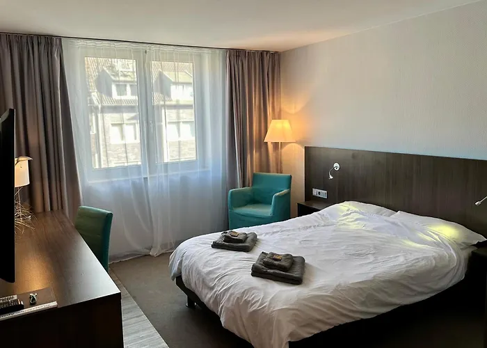 4* Boutique Zimmer Am Hafen + Oepnv & Tg