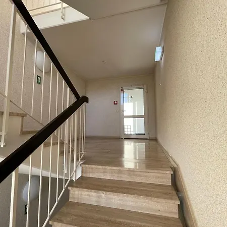 דירה 4* Boutique Zimmer Am Hafen + Oepnv & Tg