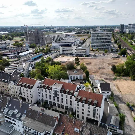 4* Boutique Zimmer Am Hafen + Oepnv & Tg Apartmán *