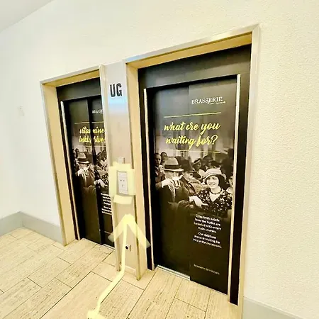 Daire 4* Boutique Zimmer Am Hafen + Oepnv & Tg Düsseldorf