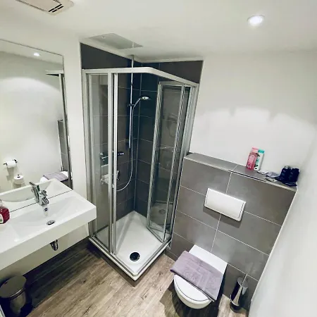 4* Boutique Zimmer Am Hafen + Oepnv & Tg