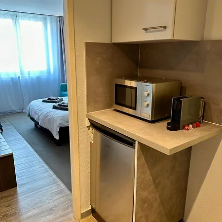 4* Boutique Zimmer Am Hafen + Oepnv & Tg Apartmán *