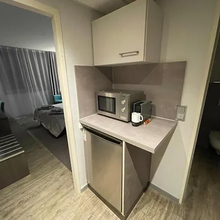 Apartmán 4* Boutique Zimmer Am Hafen + Oepnv & Tg *