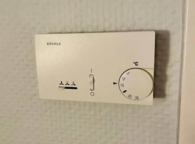 4* Boutique Zimmer Am Hafen + Oepnv & Tg Düsseldorf