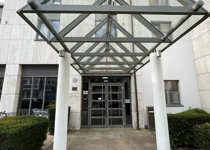 4* Boutique Zimmer Am Hafen + Oepnv & Tg Διαμέρισμα Ντίσελντορφ