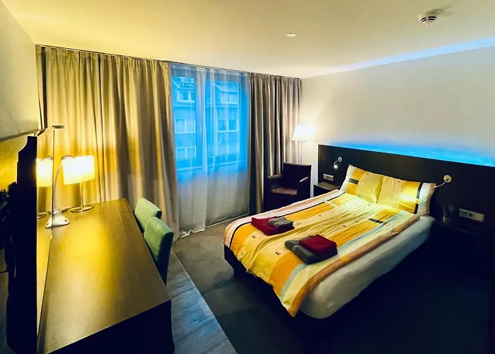 4* Boutique Zimmer Am Hafen + Oepnv & Tg *