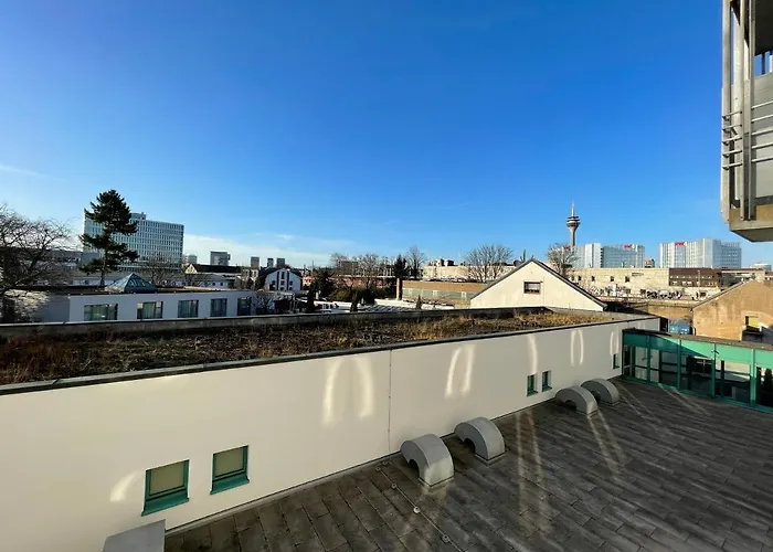 4* Boutique Zimmer Am Hafen + Oepnv & Tg